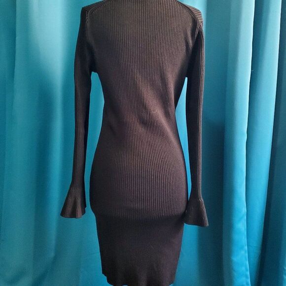 🖤Michael Kors XL Ribbed Lace-Up Black & Gold Sweater Dress - Bell Sleeves 🖤 - Picture 4 of 7